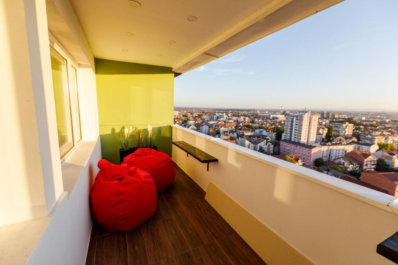 Kristall Apartments 2 Panorama Šabac Buitenkant foto